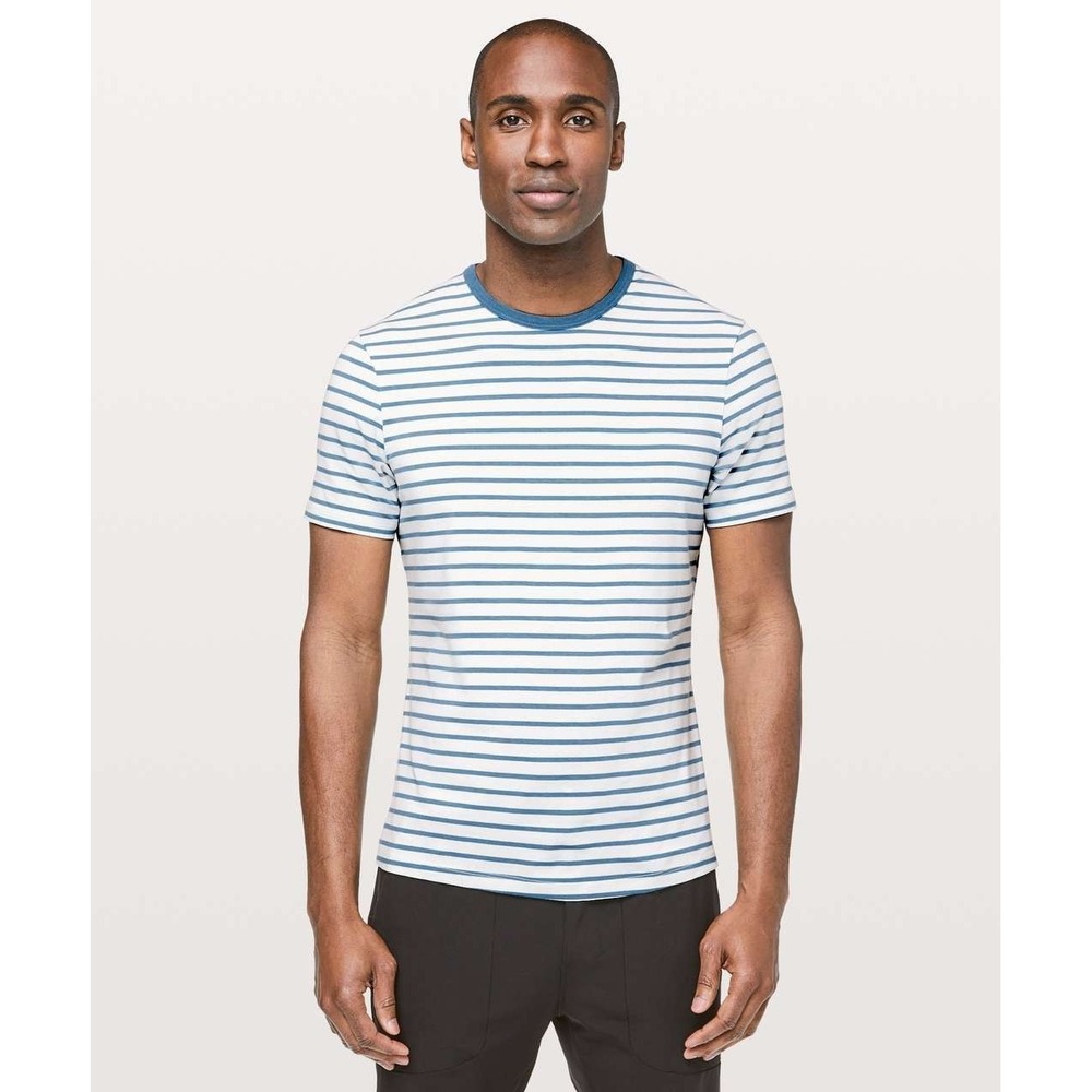 Lululemon 5 Year Basic Tee Mens Large Blue White Yachtie Stripe Ocean Mist Crew